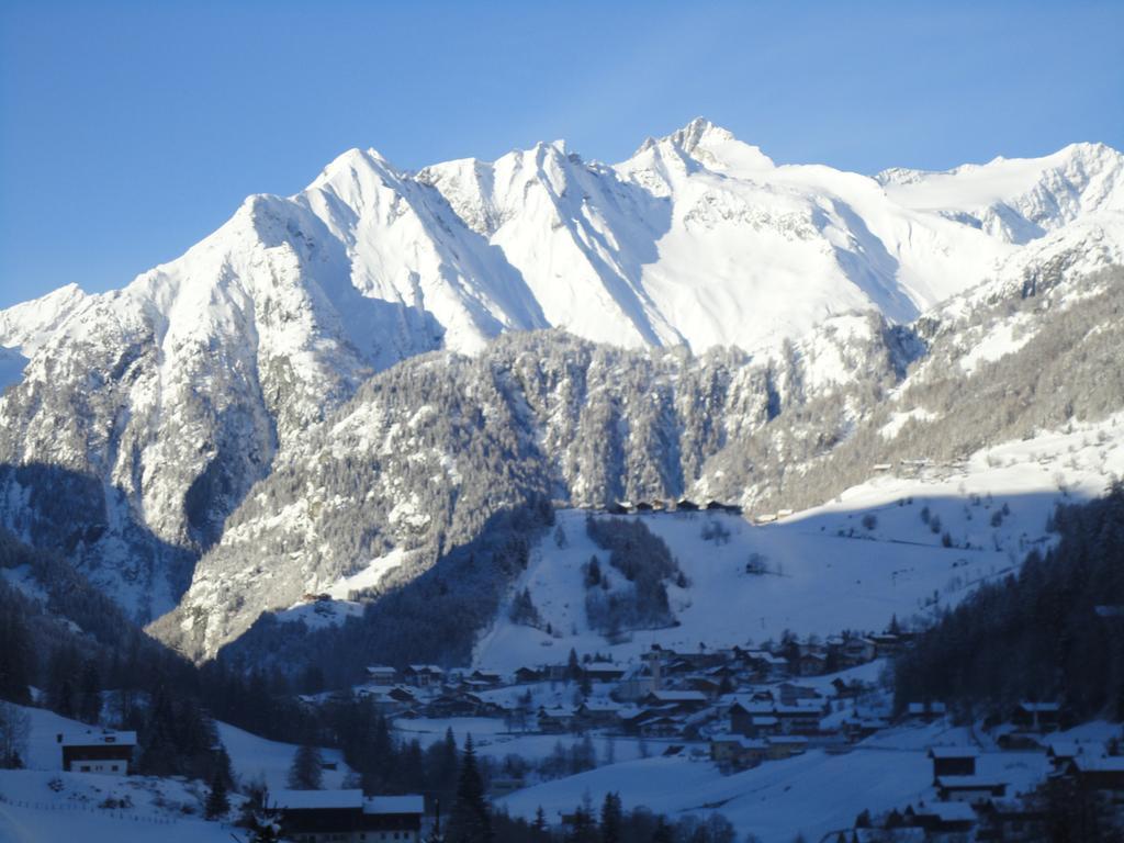 Haus Dorfblick Hotel Pragraten Ruang foto