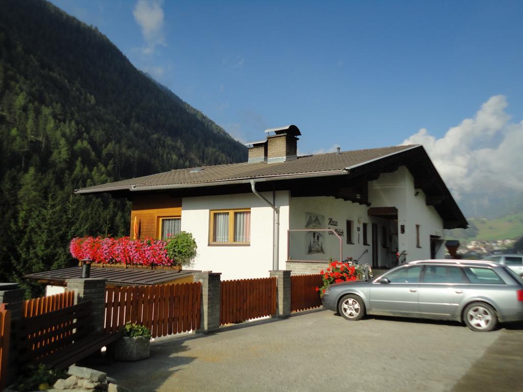 Haus Dorfblick Hotel Pragraten Bagian luar foto